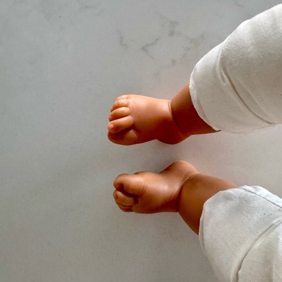 Lifelike Lee Middleton doll - Picture 5 of 10